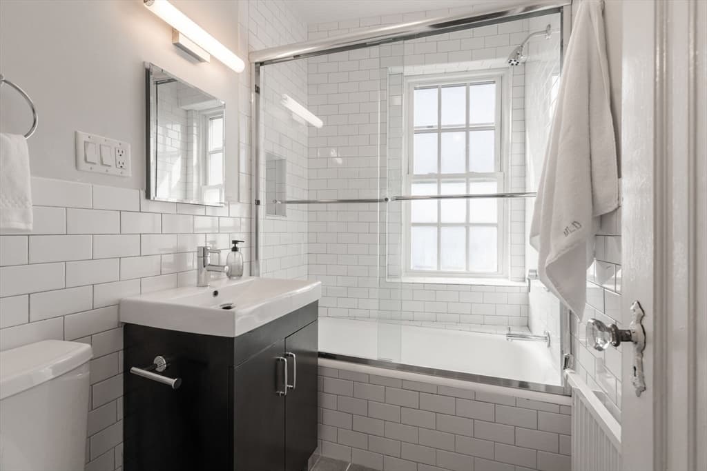 4 Washington Ave # 18, Cambridge MA 02140 photo 10