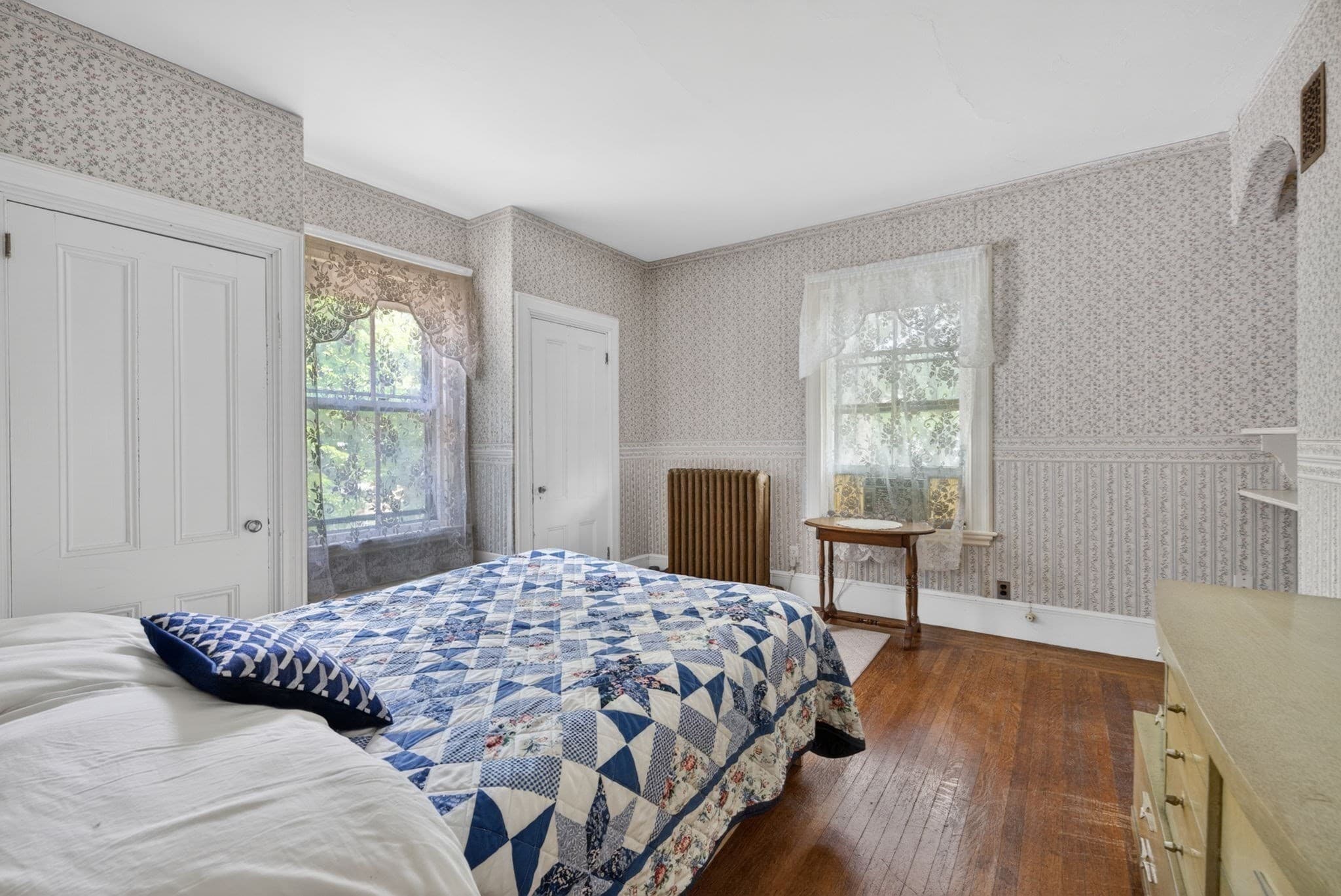 Single Family Residence at 289 W. Britannia St, Taunton MA 02780, photo 26 of 40