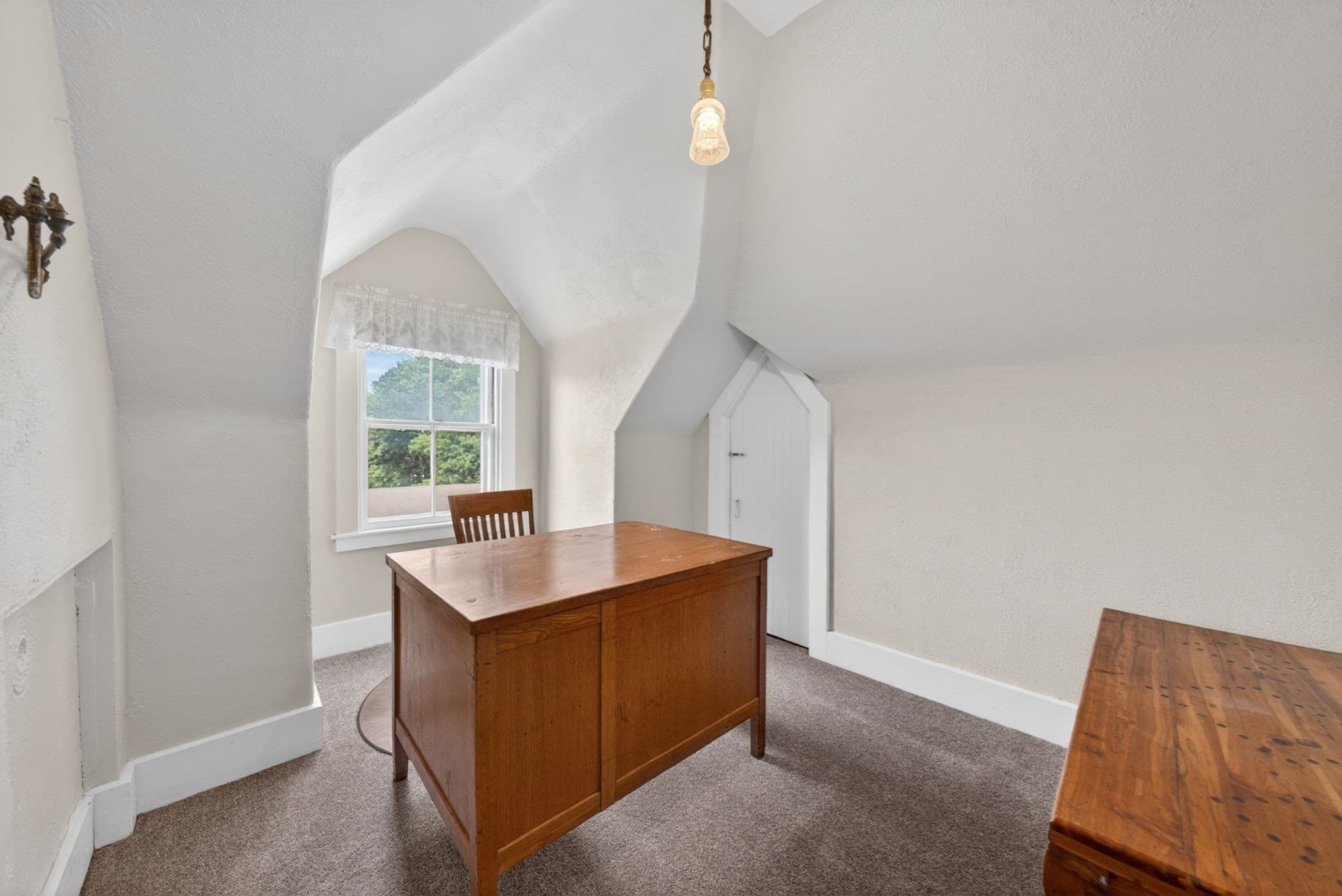 Single Family Residence at 289 W. Britannia St, Taunton MA 02780, photo 36 of 40