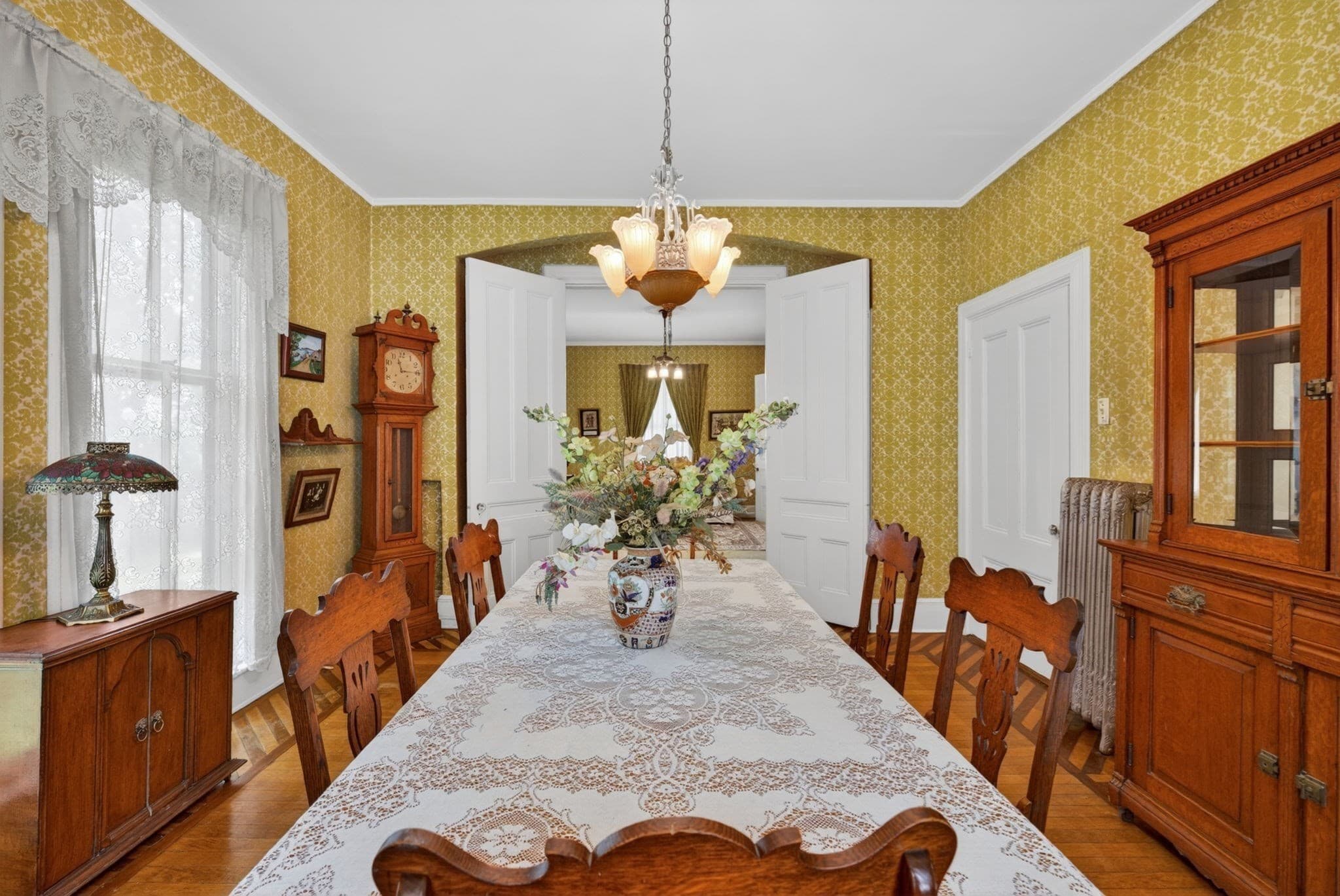 Single Family Residence at 289 W. Britannia St, Taunton MA 02780, photo 11 of 40