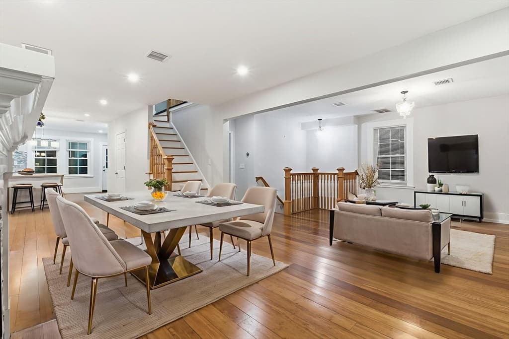 Condominium at 318 Concord Ave # 2, Cambridge MA 02138, photo 9 of 32