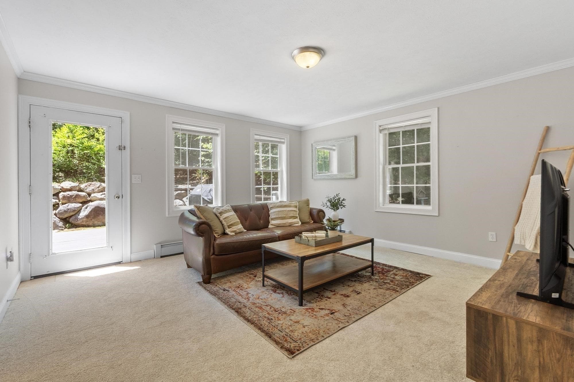 Single Family Residence at 682 Ashburnham Hill Rd, Fitchburg MA 01420, photo 17 of 42
