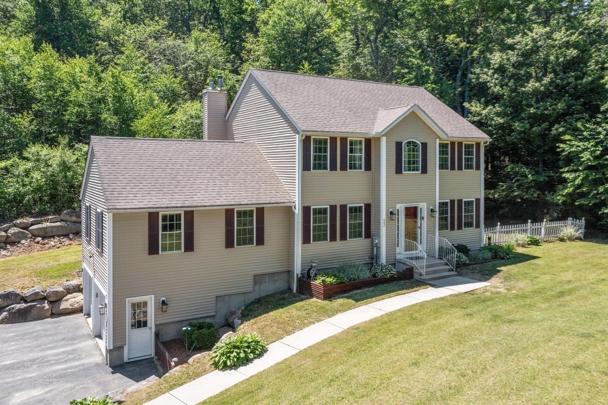 682 Ashburnham Hill Rd, Fitchburg MA 01420