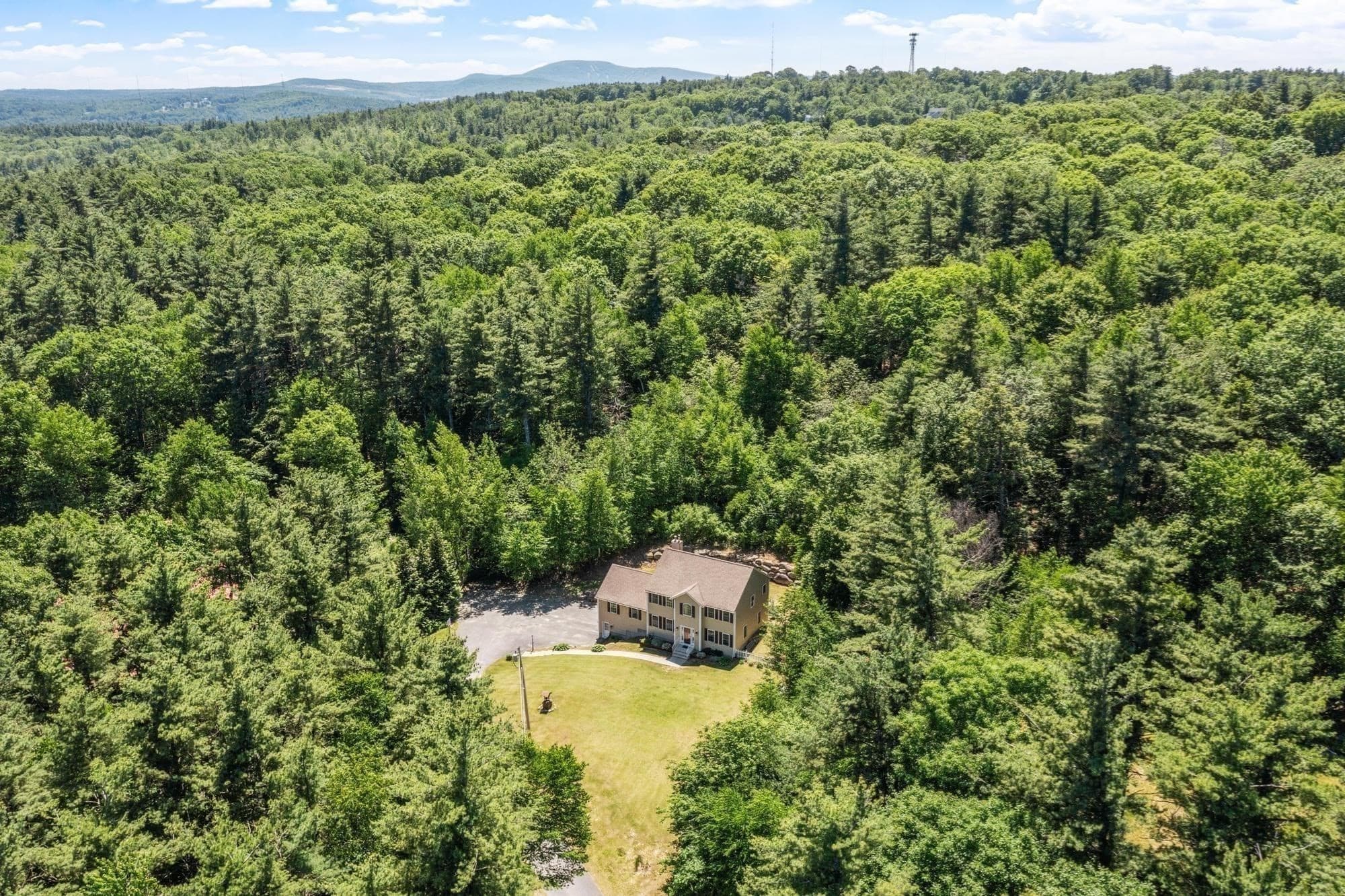 Single Family Residence at 682 Ashburnham Hill Rd, Fitchburg MA 01420, photo 35 of 42