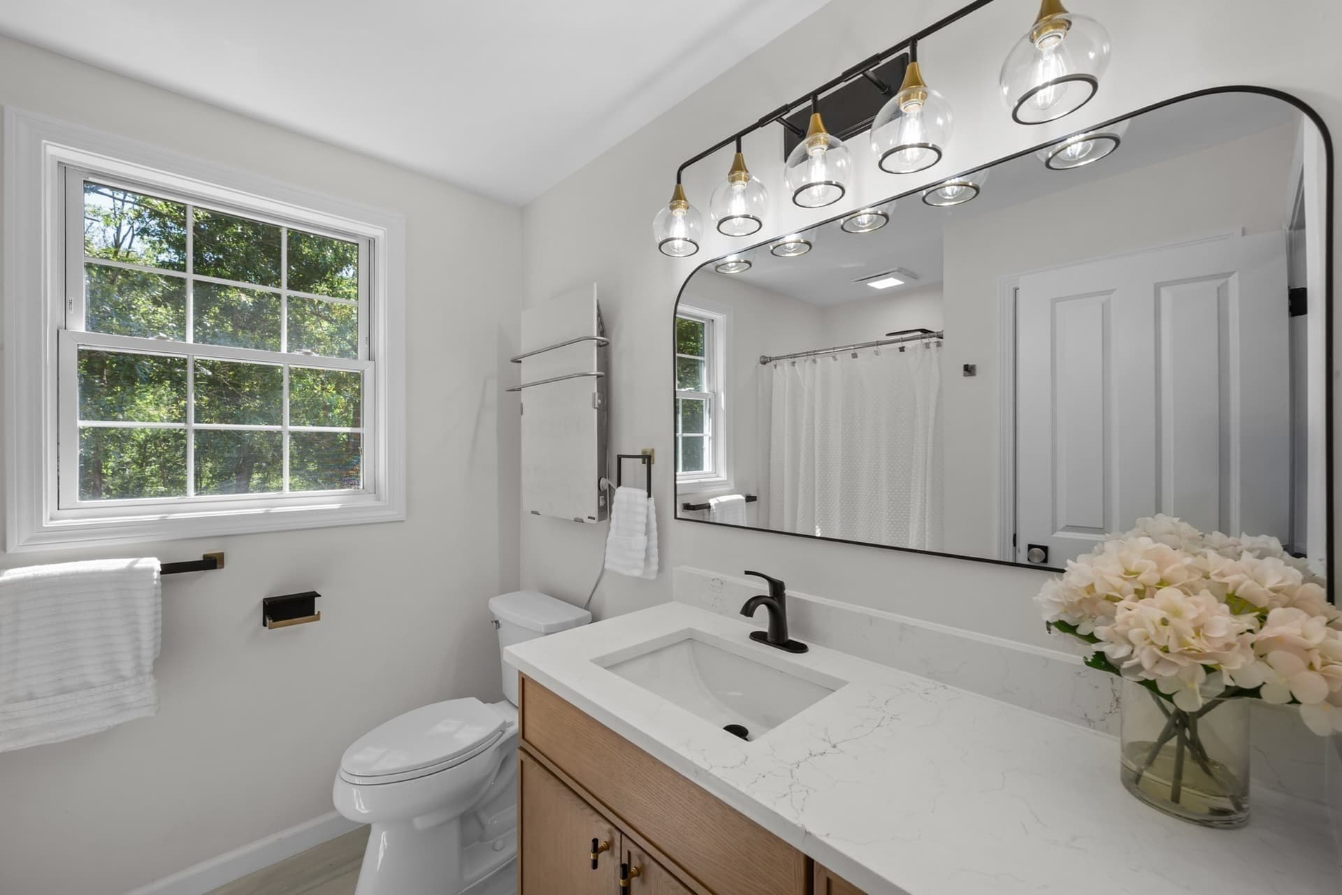 Single Family Residence at 128 Memorial Dr, Shrewsbury MA 01545, photo 20 of 42