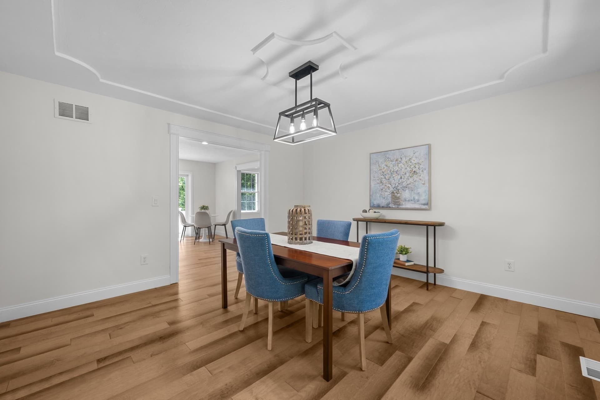 Single Family Residence at 128 Memorial Dr, Shrewsbury MA 01545, photo 4 of 42