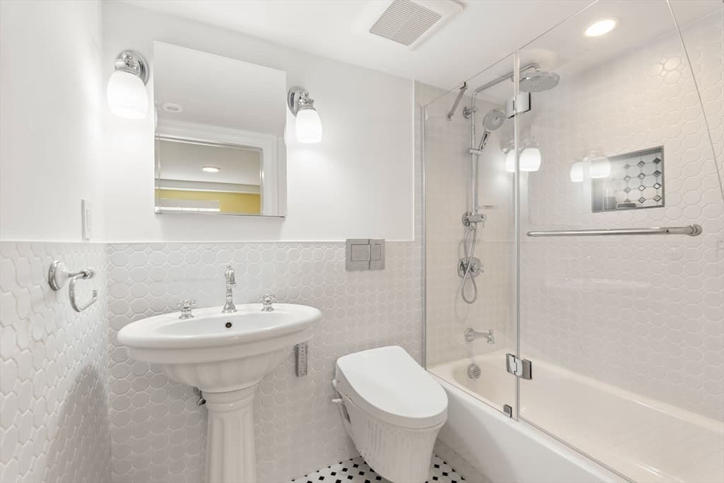Single Family Residence at 4 Gracewood Park, Cambridge MA 02138, Cambridge, photo 29 of 42