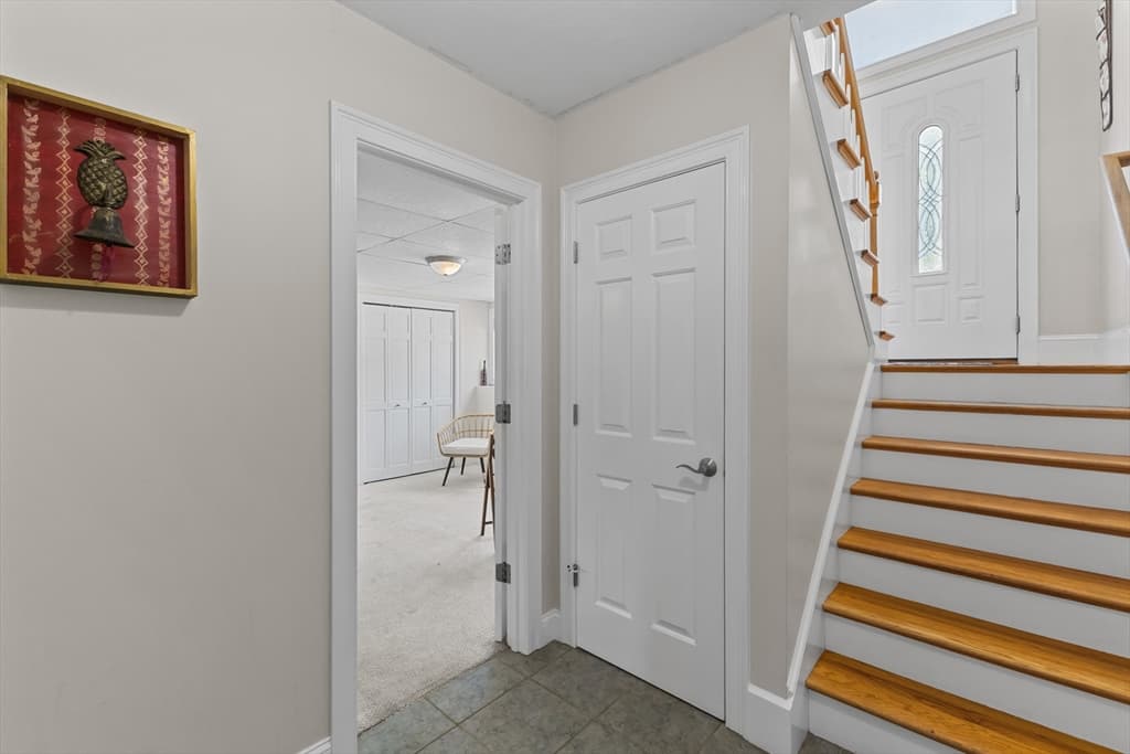Single Family Residence at 781 Grafton St, Shrewsbury MA 01545, photo 22 of 39