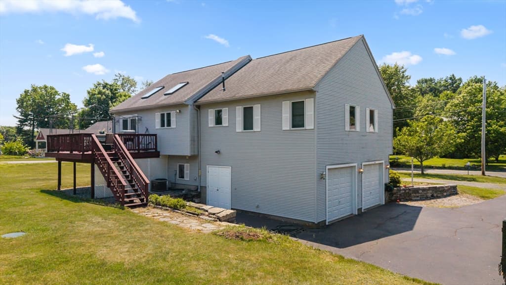 Single Family Residence at 781 Grafton St, Shrewsbury MA 01545, photo 30 of 39
