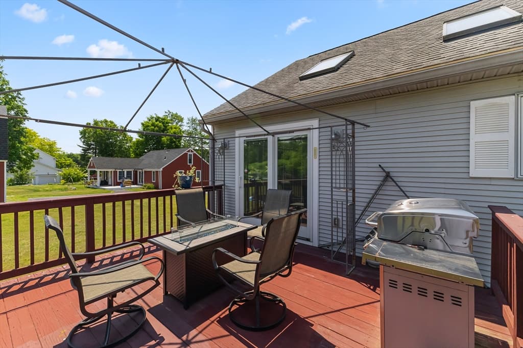Single Family Residence at 781 Grafton St, Shrewsbury MA 01545, photo 29 of 39