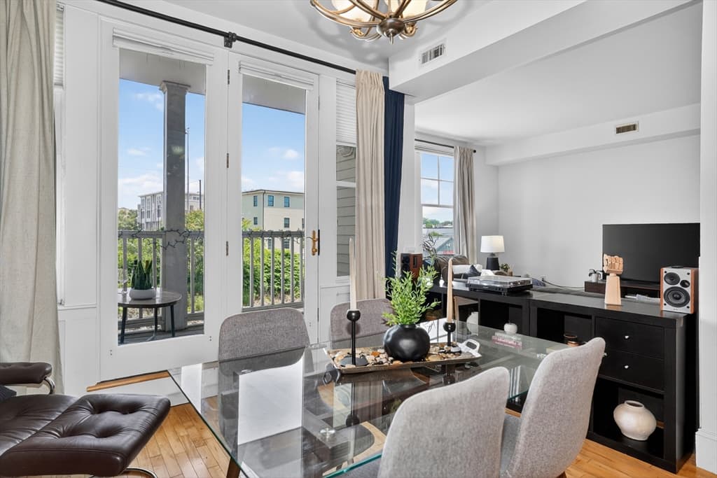 Condominium at 17 Ivaloo St # 6, Somerville MA 02143, photo 10 of 31