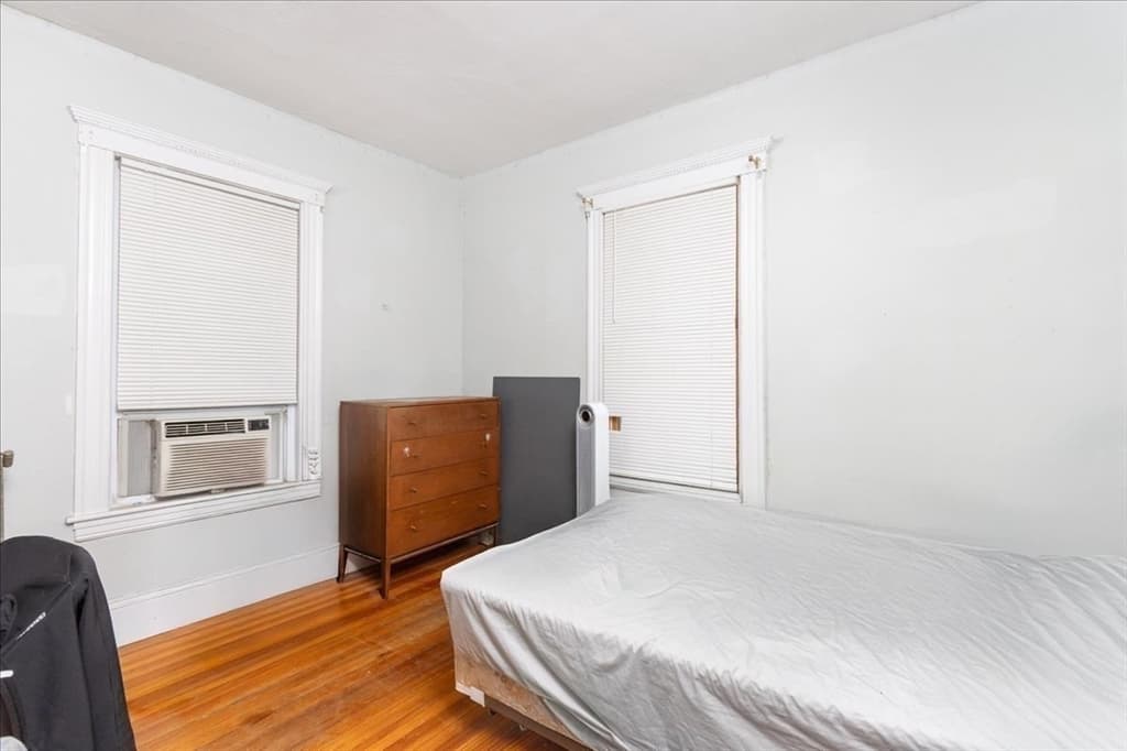 4 Family at 142 Calumet Street, Boston MA 02120, photo 32 of 42