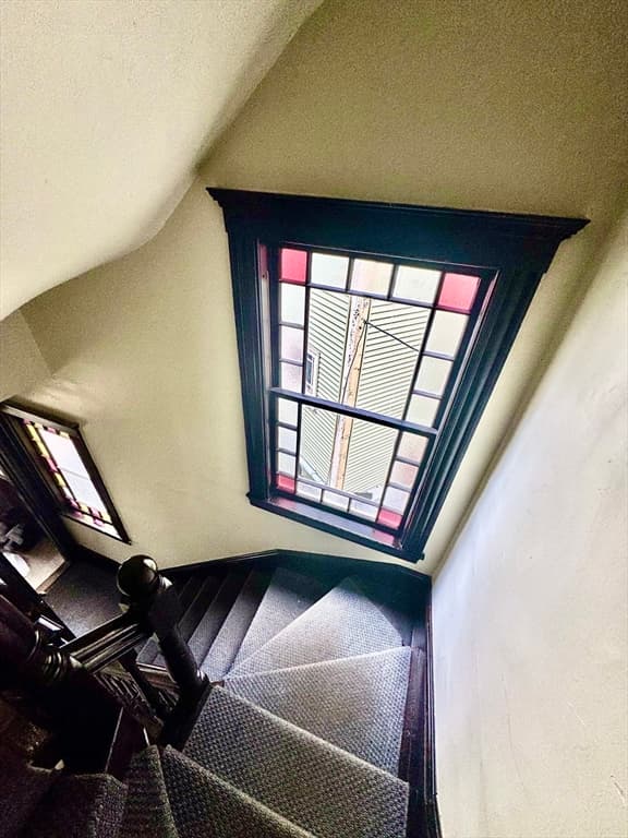 4 Family at 142 Calumet Street, Boston MA 02120, photo 4 of 42
