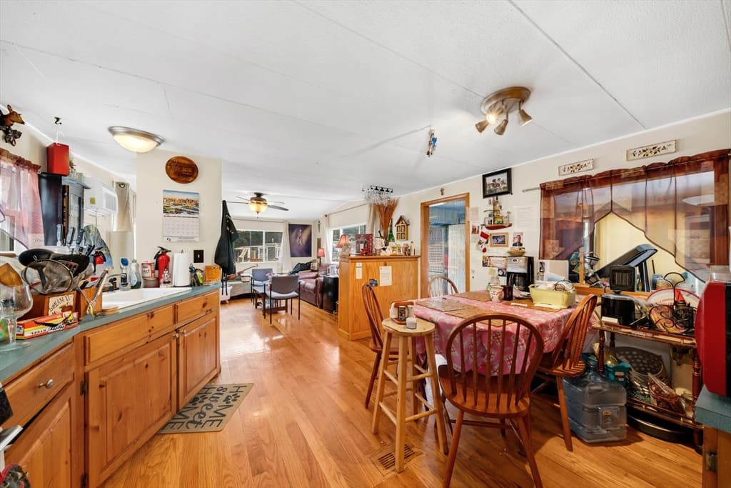 154 Newbury St # 26, Peabody MA 01960 photo 5