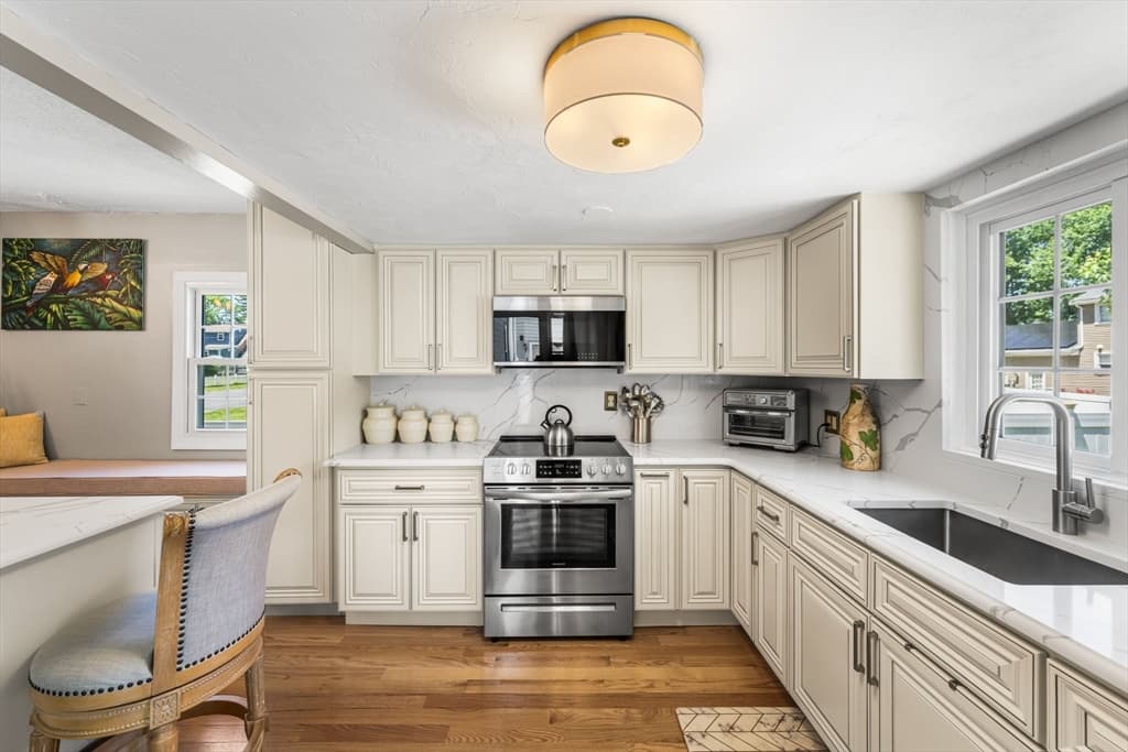 Single Family Residence at 67 Emeline, Randolph MA 02368, photo 4 of 31