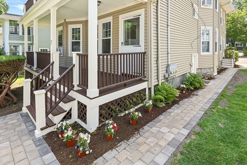 7 Westbourne Rd, Newton MA 02459 photo 2