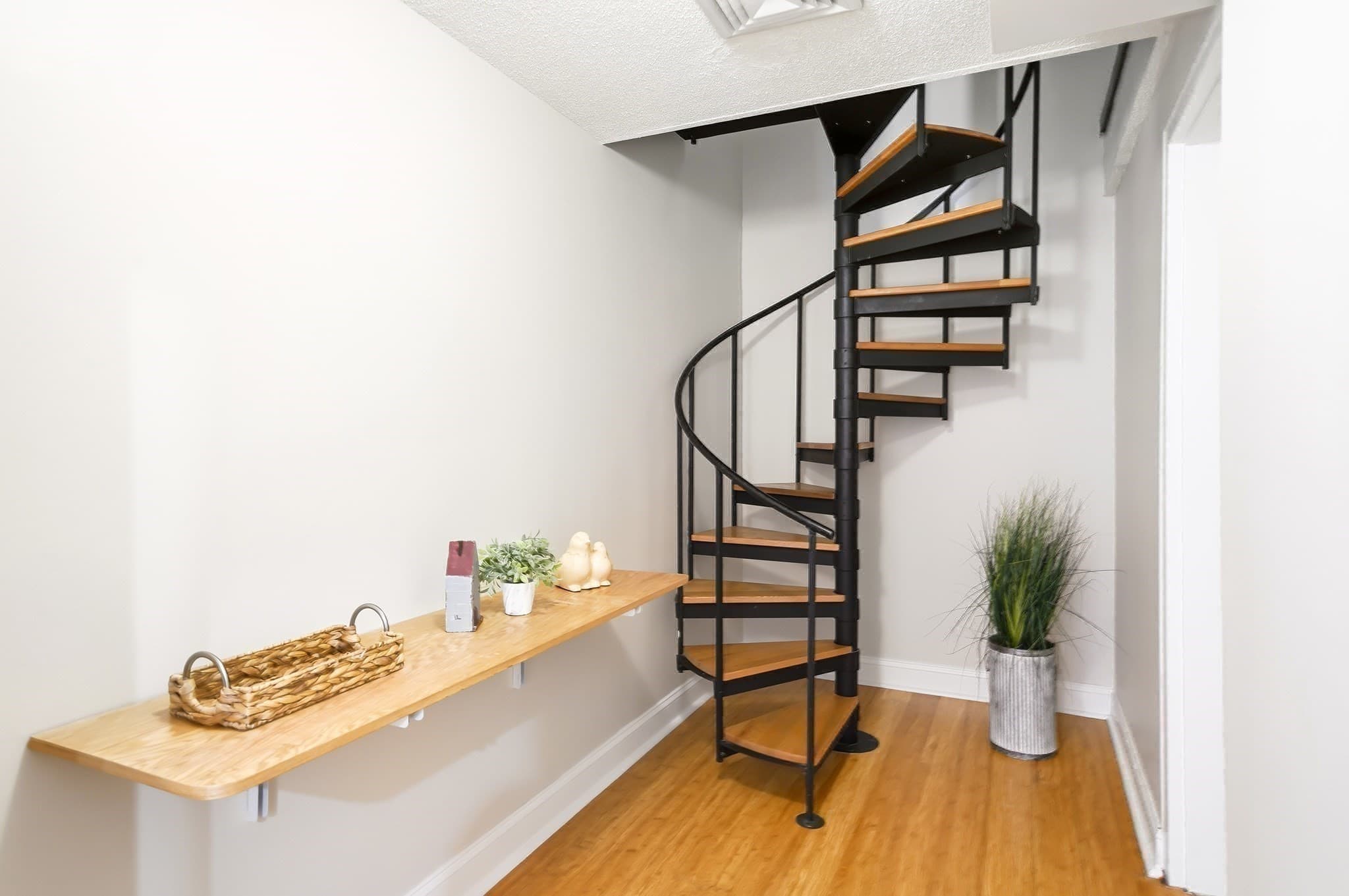 Condominium at 1475 Massachusetts Ave # 463, Lexington MA 02420, Lexington, photo 24 of 42