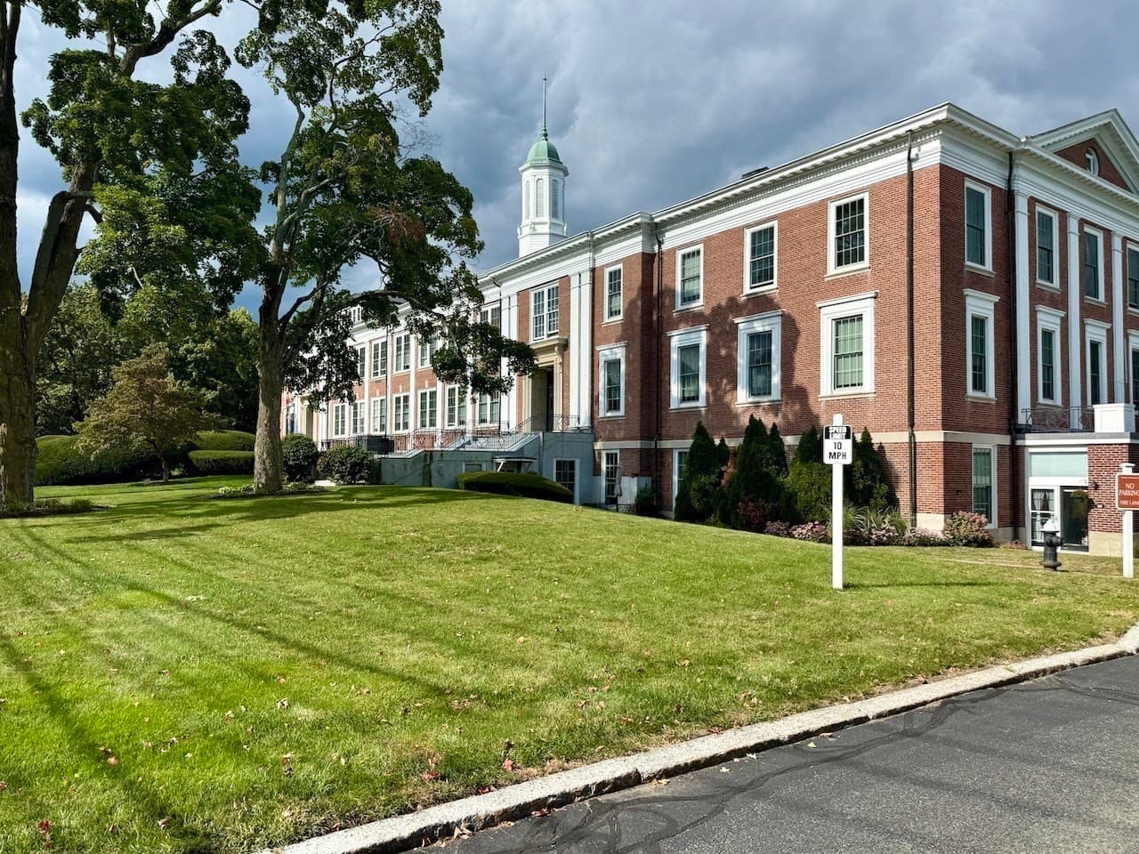 Condominium at 1475 Massachusetts Ave # 463, Lexington MA 02420, Lexington, photo 39 of 42