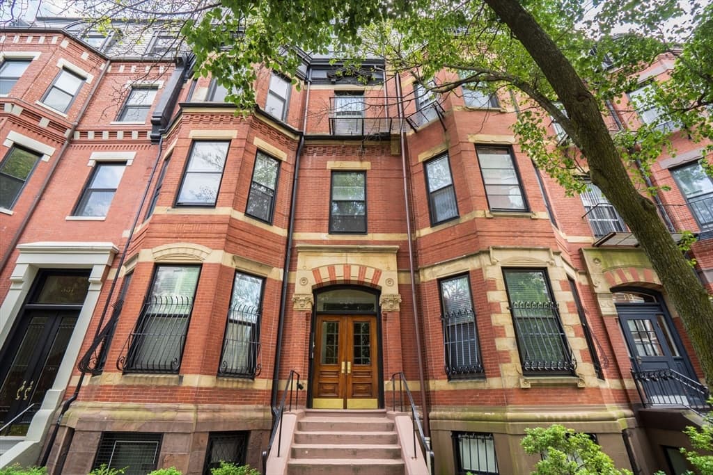 333 Beacon St # 3, Boston MA 02116