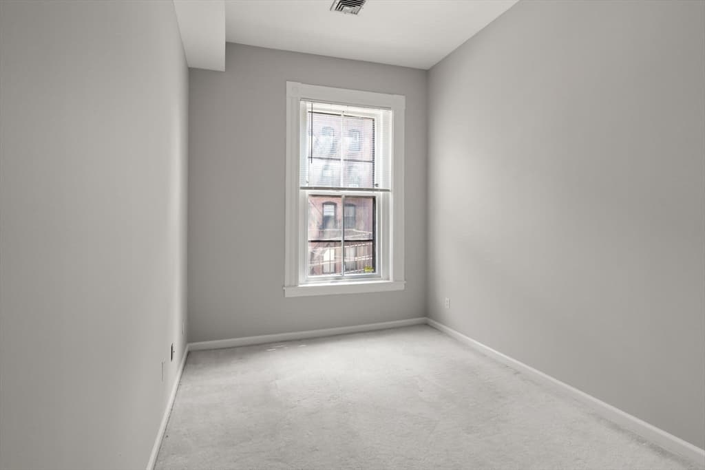 Condominium at 333 Beacon St # 3, Boston MA 02116, photo 15 of 26