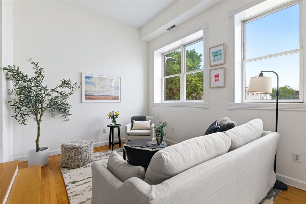 Condominium at 156 Chelsea Street # 201, Boston MA 02128, Boston, photo 5 of 23