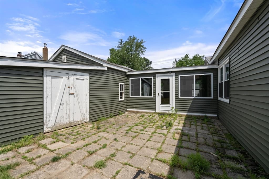 9 Providence Rd, Sutton MA 01590 photo 32