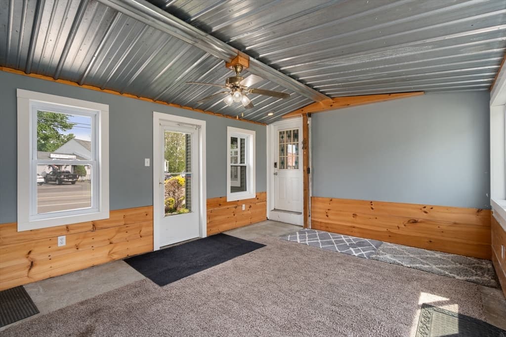 9 Providence Rd, Sutton MA 01590 photo 24