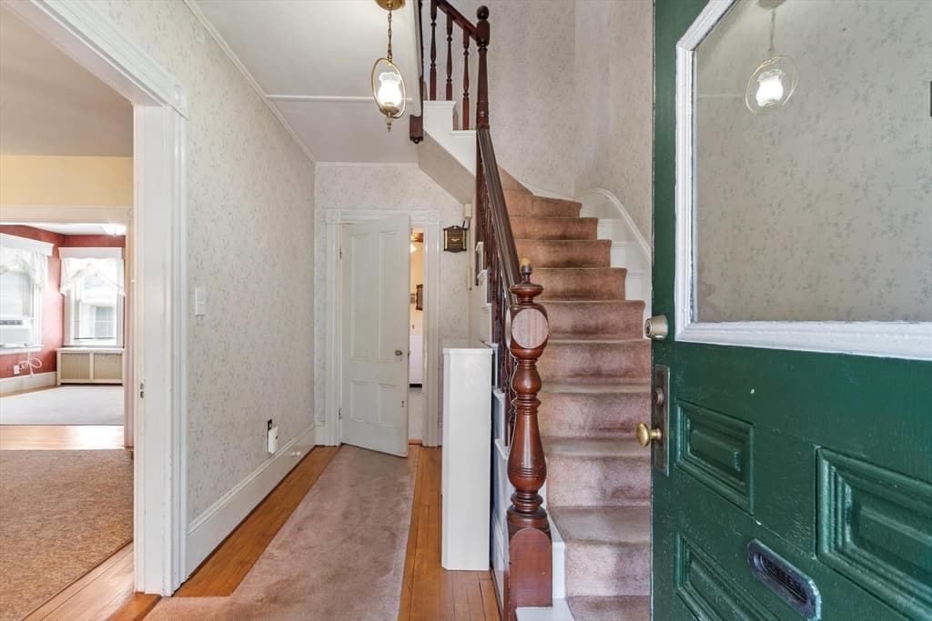 140 Lake View Ave, Lynn MA 01904 photo 8
