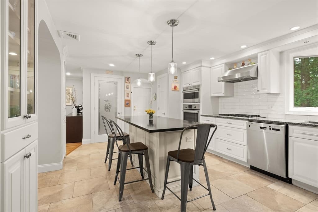 32 Webster Rd, Lexington MA 02421 photo 11