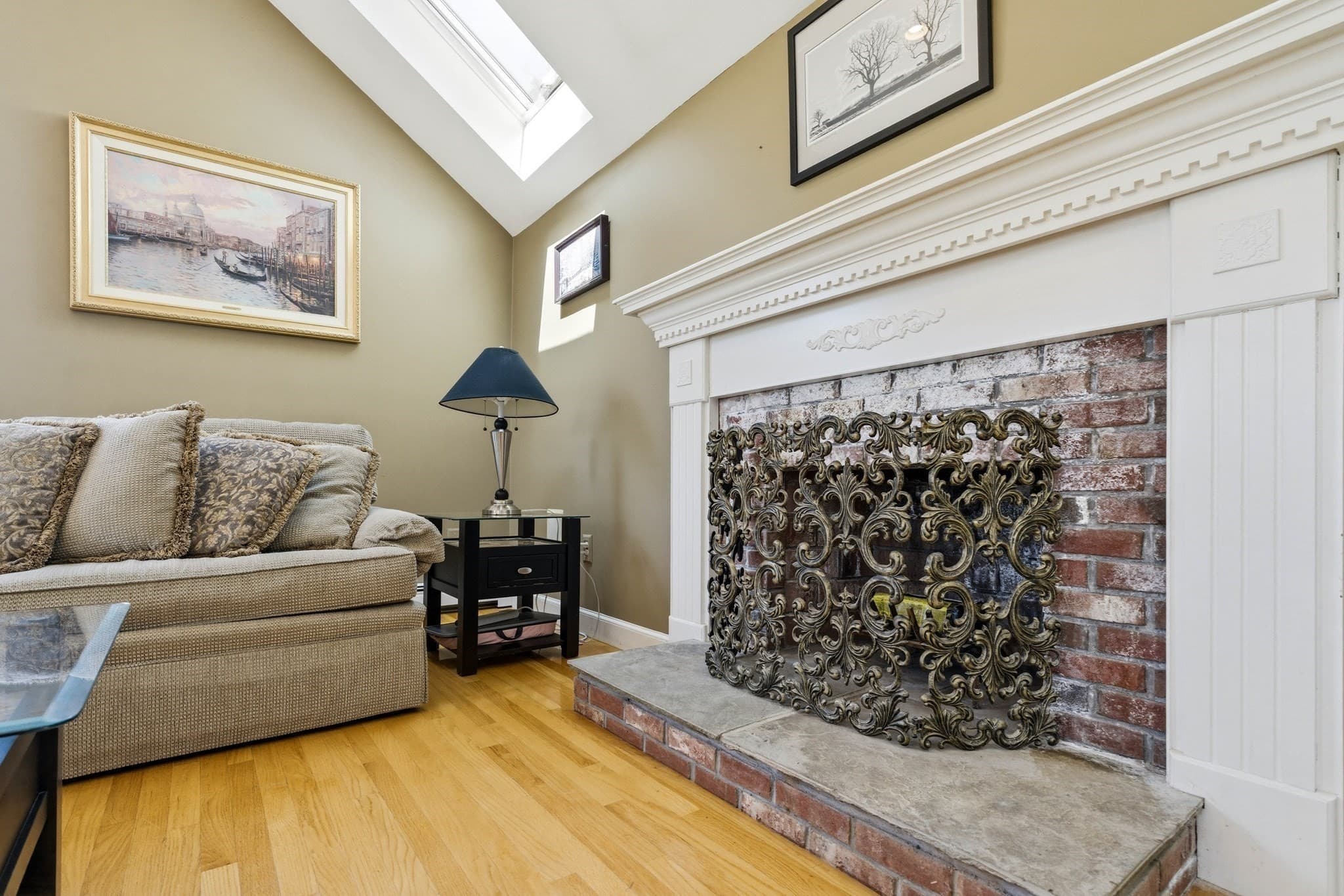 Single Family Residence at 27 Charles Ave, Uxbridge MA 01569, photo 3 of 42