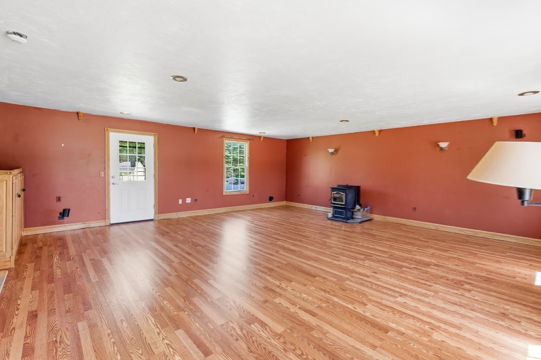 Single Family Residence at 27 Charles Ave, Uxbridge MA 01569, photo 11 of 42