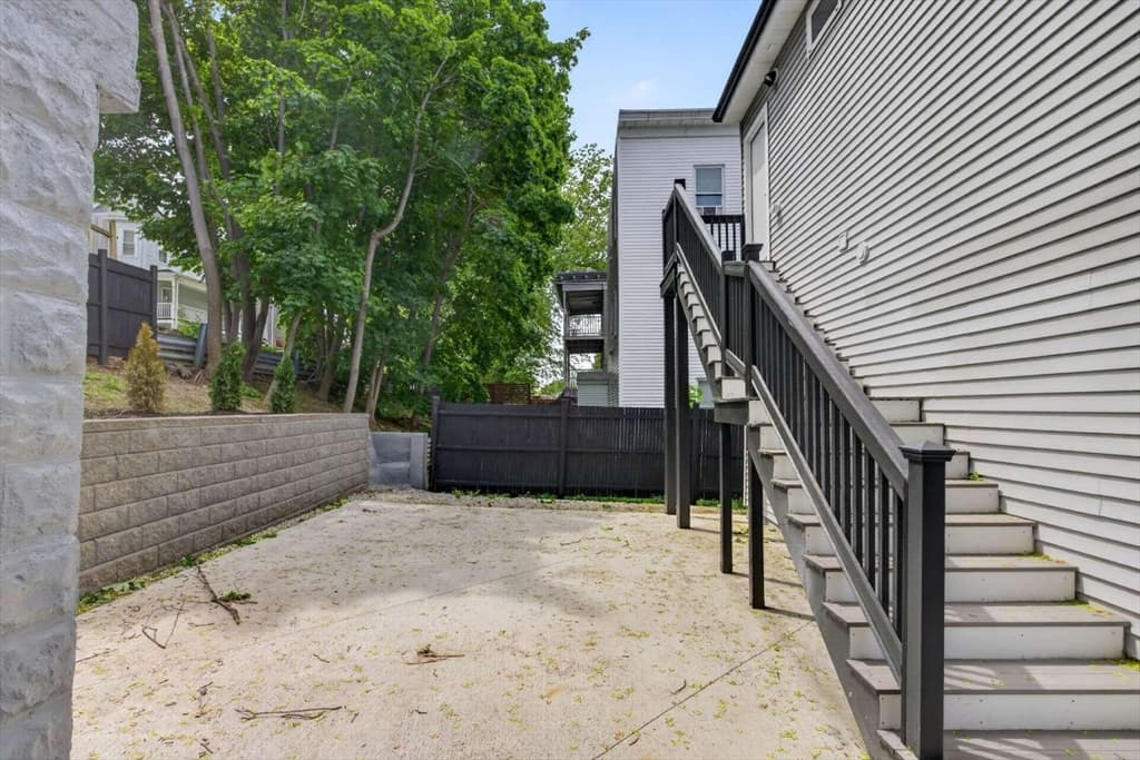 Condominium at 21 Hutchinson # 1, Winthrop MA 02152, Winthrop, photo 2 of 16