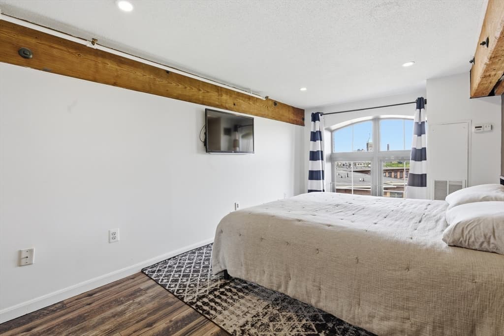 Condominium at 200 Market # 510, Lowell MA 01852, photo 27 of 28