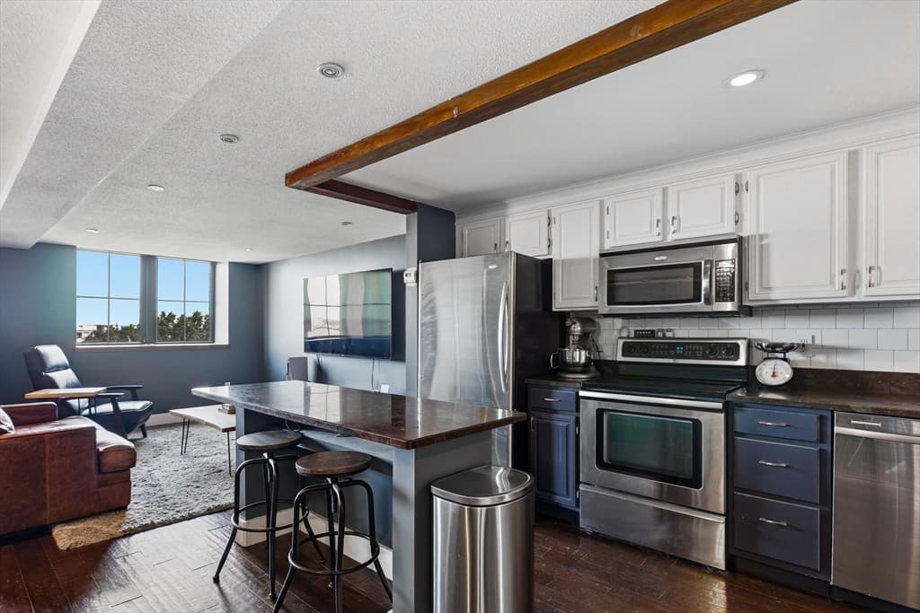 Condominium at 200 Market # 510, Lowell MA 01852, photo 7 of 28