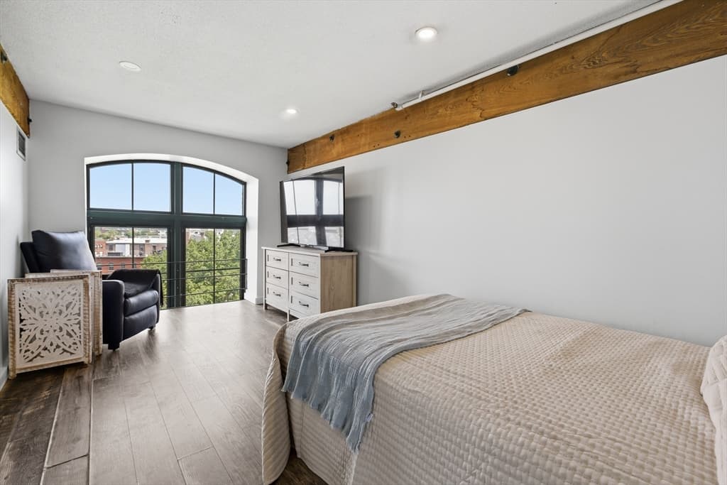 Condominium at 200 Market # 510, Lowell MA 01852, photo 21 of 28