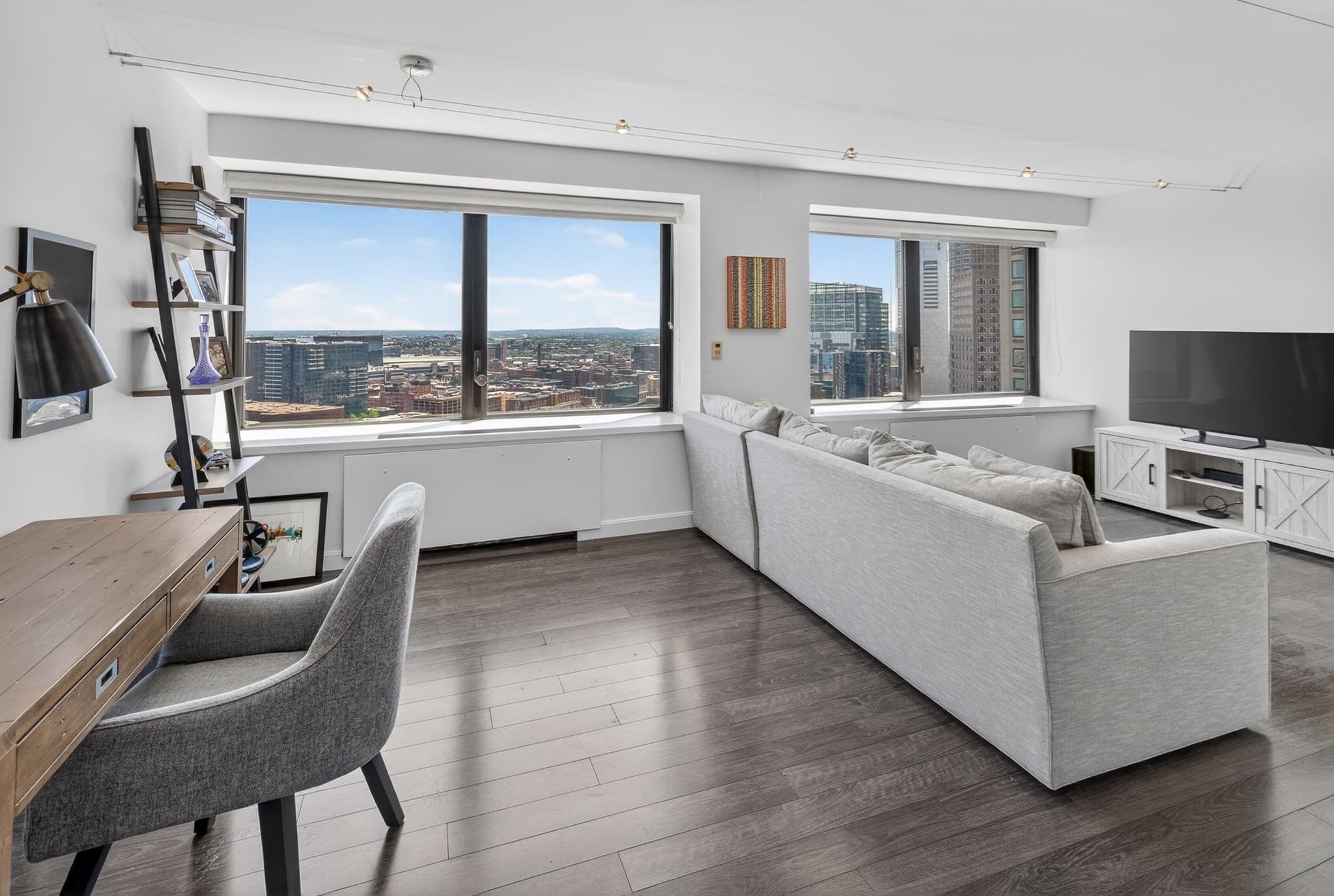 Condominium at 85 East India Row # 33E, Boston MA 02110, photo 6 of 14