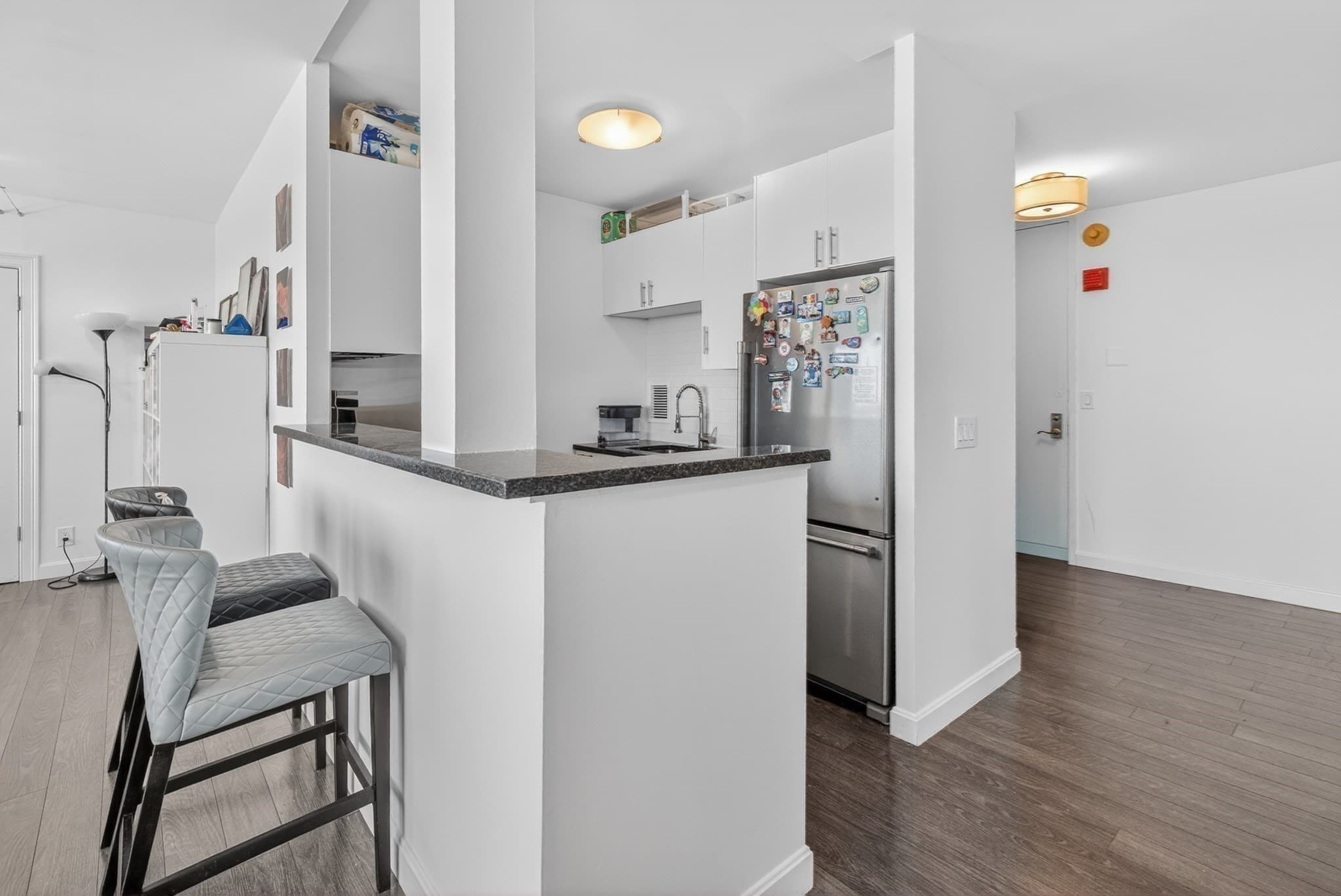 Condominium at 85 East India Row # 33E, Boston MA 02110, photo 7 of 14