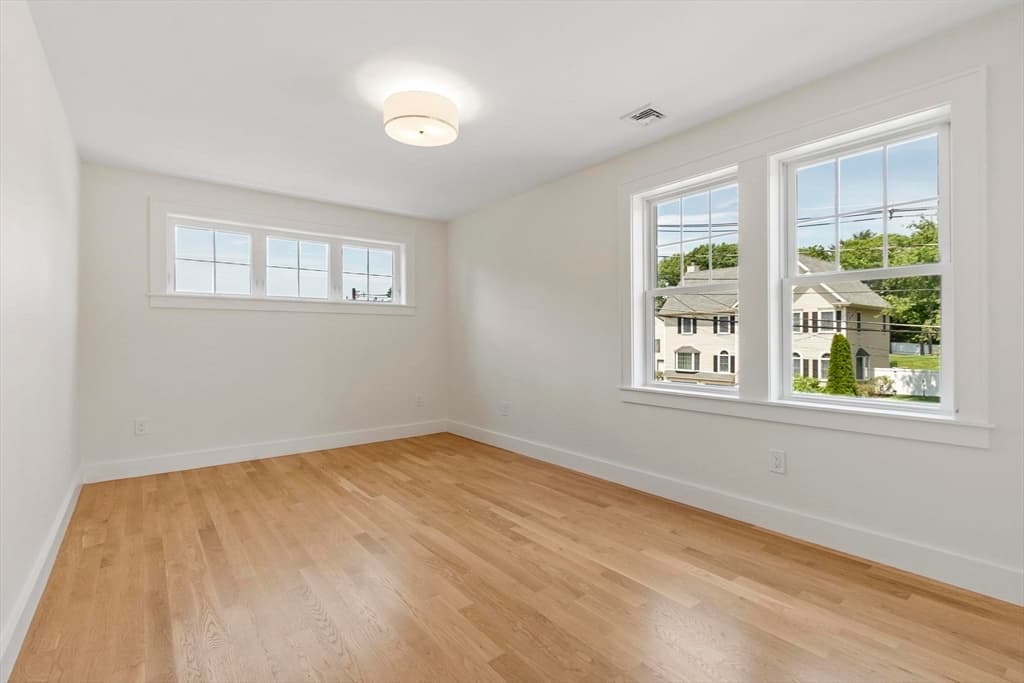 196 Doty St, Waltham MA 02452 photo 27