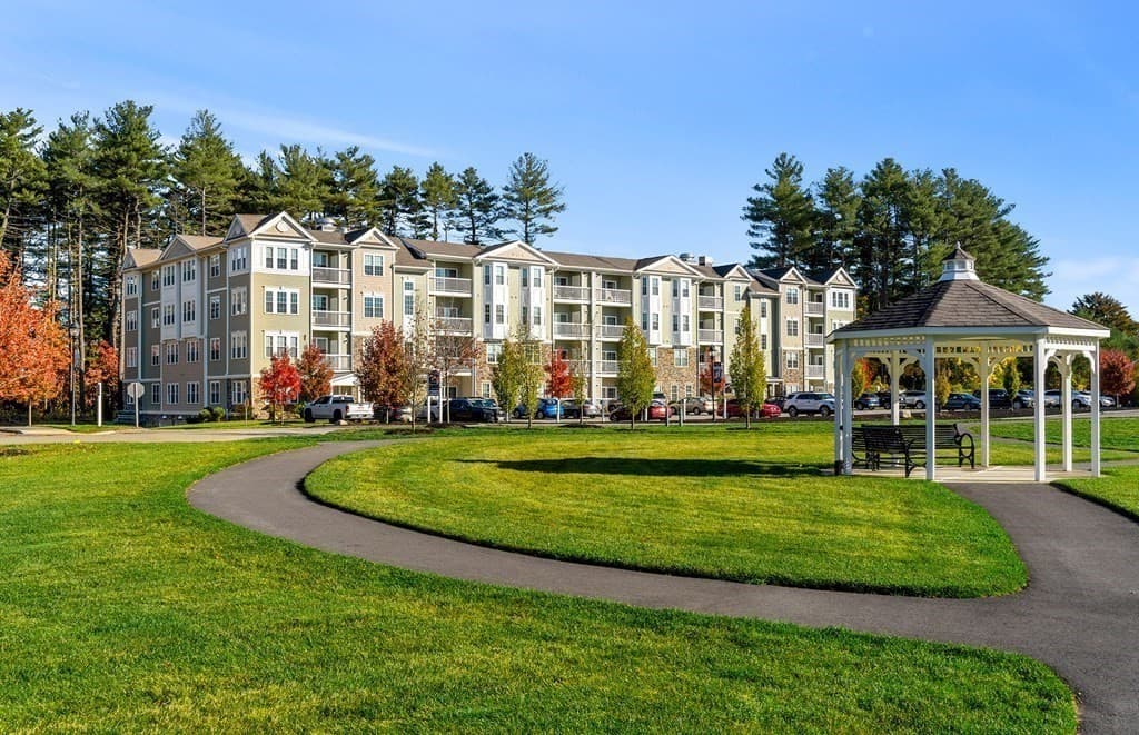 Condominium at 320 Martins Landing # 2310, North Reading MA 01864, North Reading, photo 19 of 31