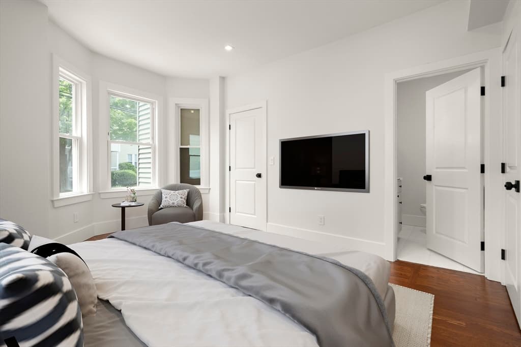 Condominium at 134 Brown Street # 2, Waltham MA 02453, photo 22 of 41