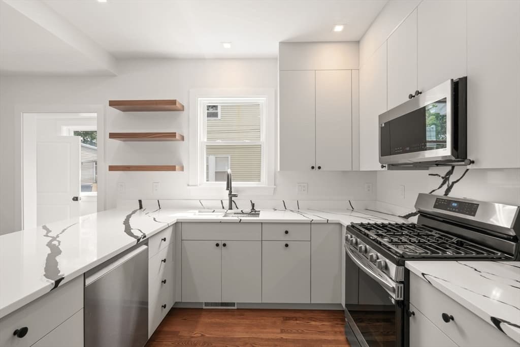 Condominium at 134 Brown Street # 2, Waltham MA 02453, photo 9 of 41