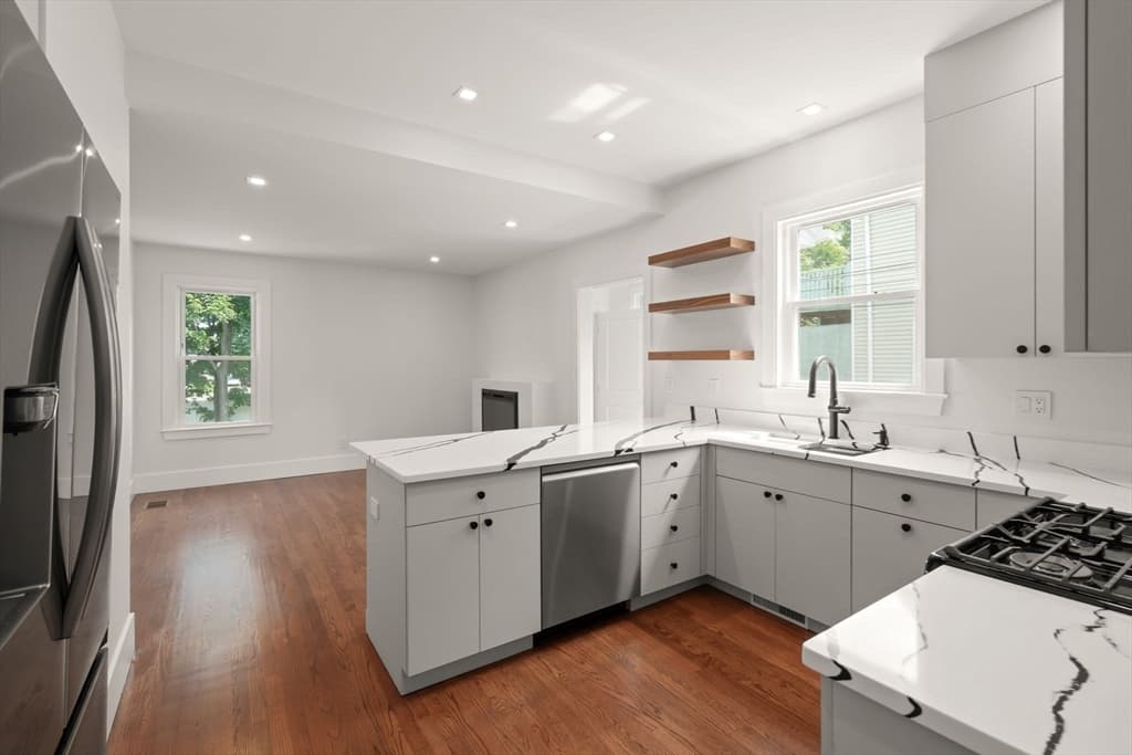 Condominium at 134 Brown Street # 2, Waltham MA 02453, photo 10 of 41