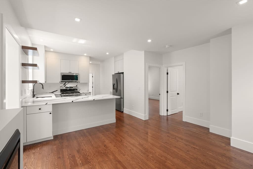 Condominium at 134 Brown Street # 2, Waltham MA 02453, photo 4 of 41