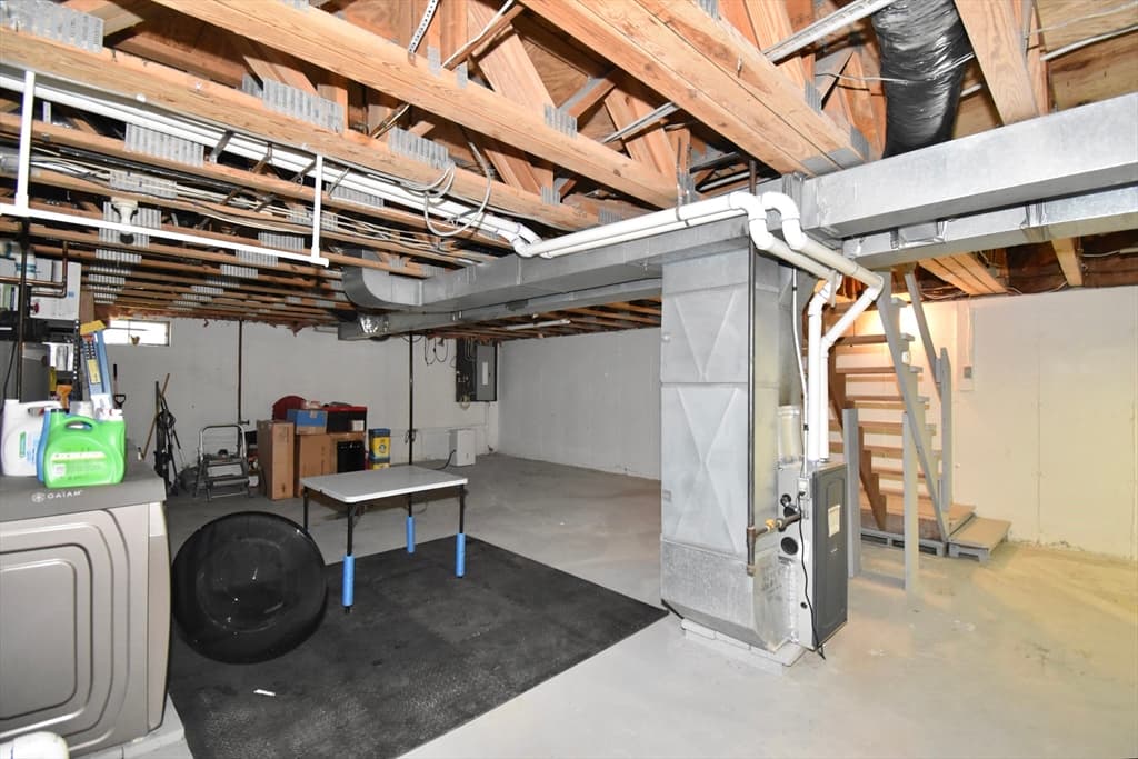 3 Vineland Ave, East Longmeadow MA 01028 photo 23