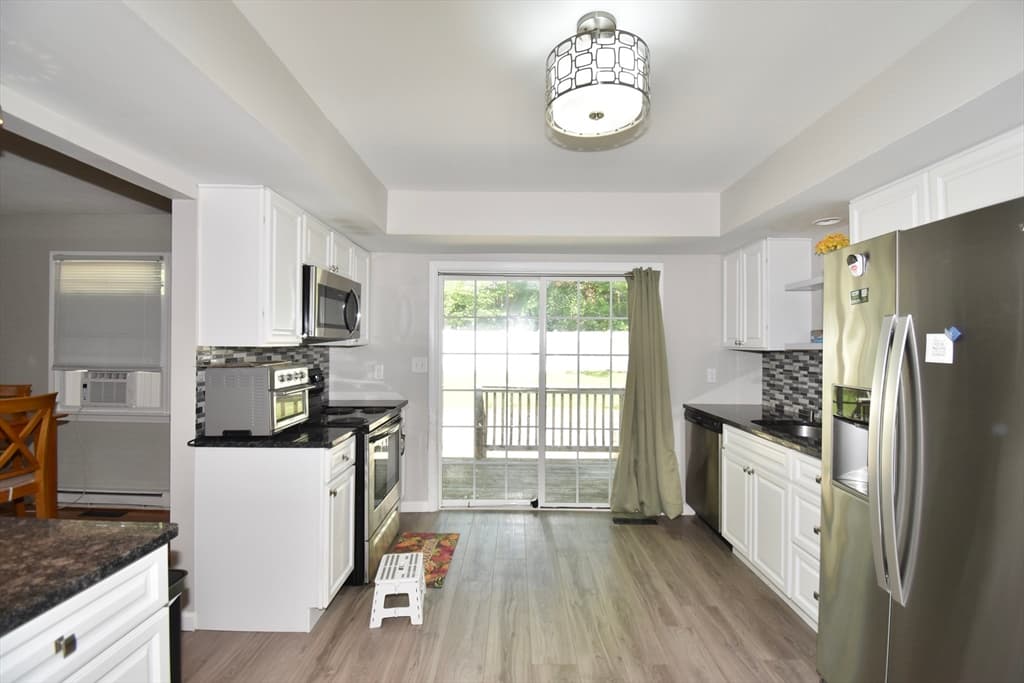 3 Vineland Ave, East Longmeadow MA 01028 photo 13