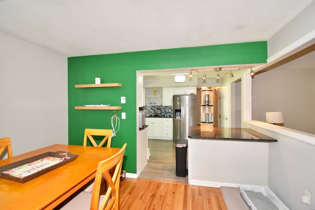3 Vineland Ave, East Longmeadow MA 01028 photo 8