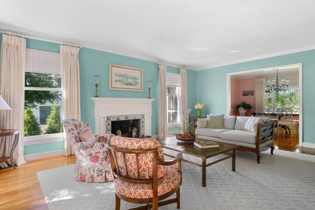 Single Family Residence at 125 Oxbow Road, Needham MA 02492, photo 2 of 38