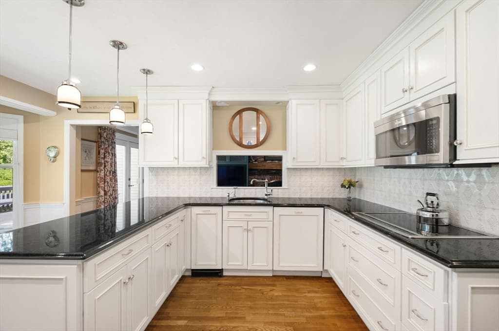 Single Family Residence at 125 Oxbow Road, Needham MA 02492, photo 6 of 38