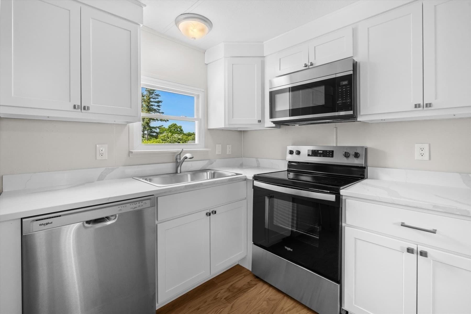 Mobile Home at 18 Foxtail_Dr, Kingston MA 02364, Kingston, photo 3 of 23