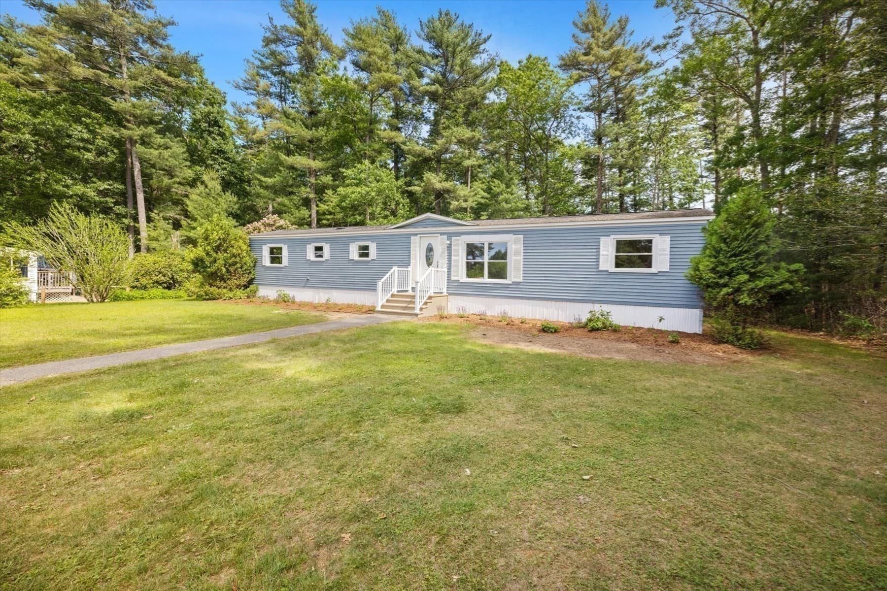 Mobile Home at 18 Foxtail_Dr, Kingston MA 02364, Kingston, photo 4 of 23